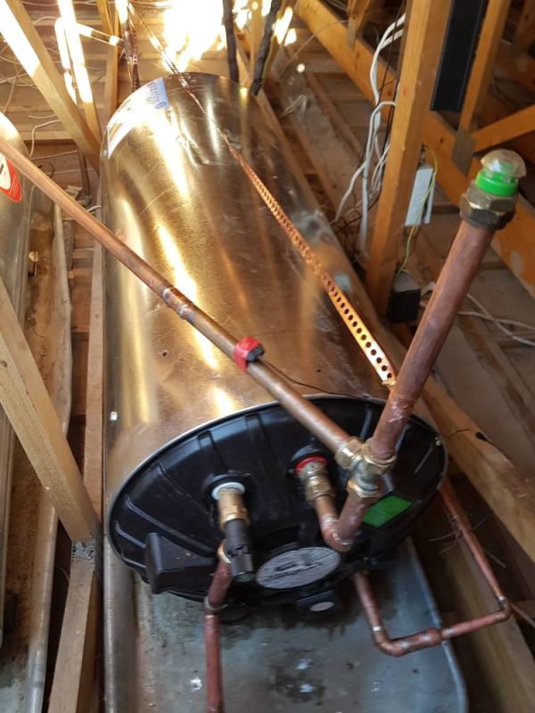 150l kwikot geyser installation. the geyser installed inside the cieling