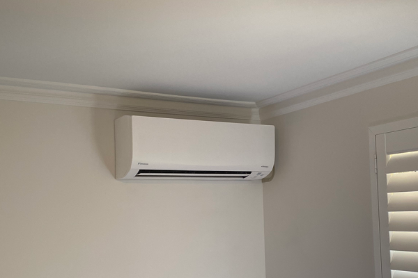 Air Conditioner 24000 Btu Installation. Installed by Juspropa Air Conditioner Service and Repairs