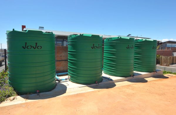 Jojo Water Tanks 1000L Installation by Juspropa Plumbers